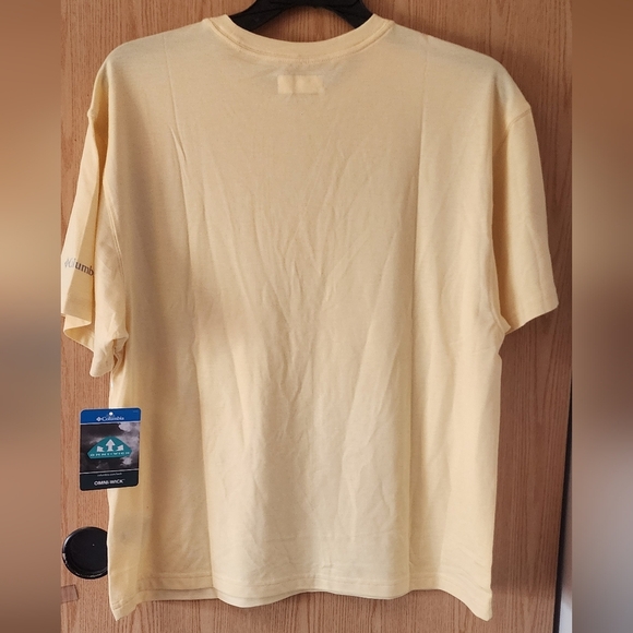 Columbia Women's  Yellow T-Shirt - Picture 2 of 5